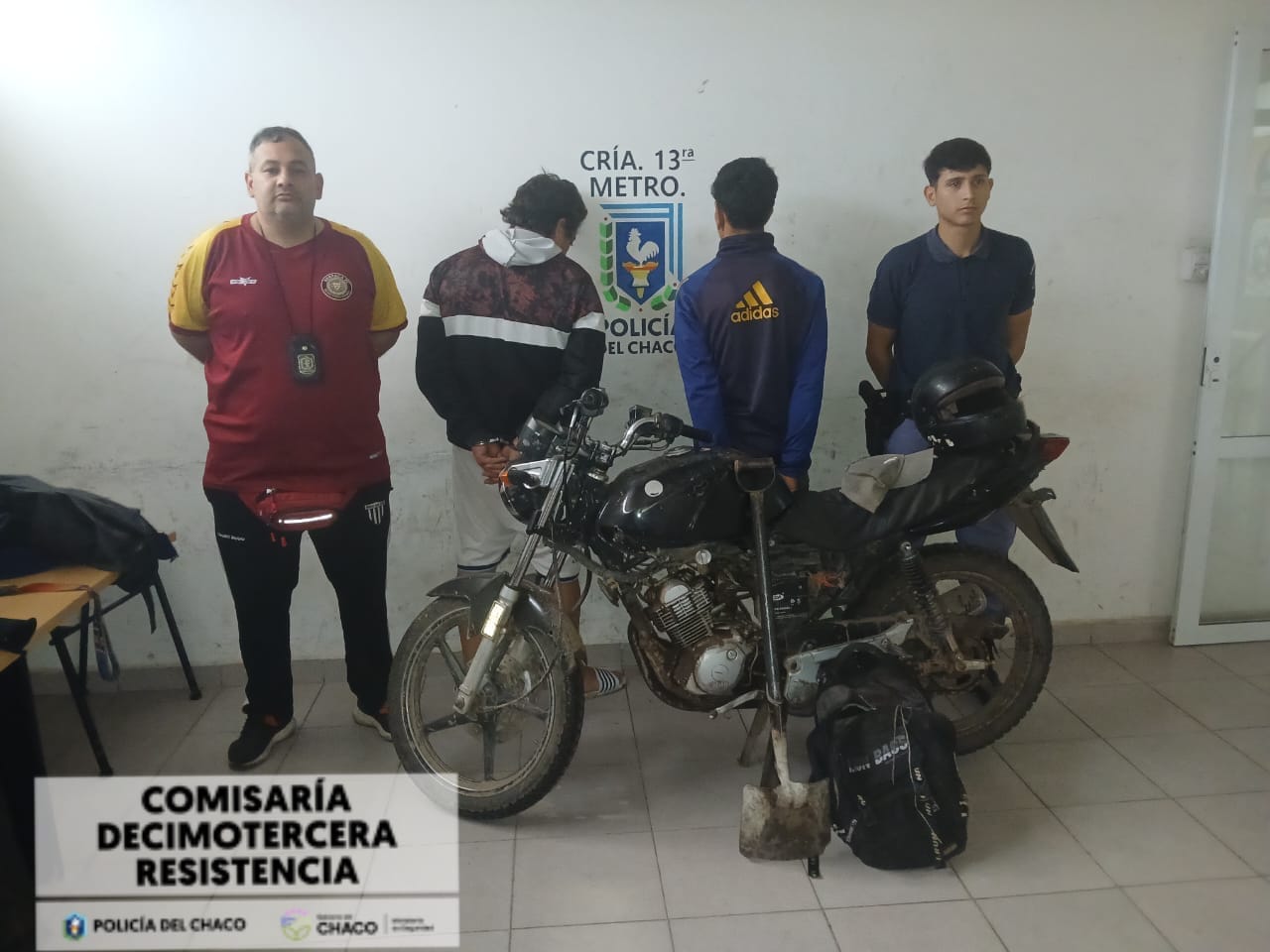 APREHENDIERON A DOS HOMBRES POR EL SUPUESTO HURTO DE ARENA Y PIEDRAS.